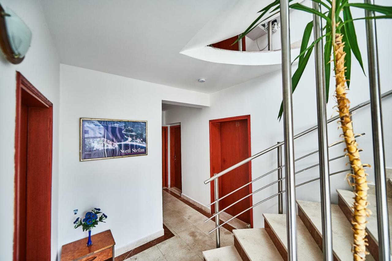 Family Apartments Mont Budva Exterior photo