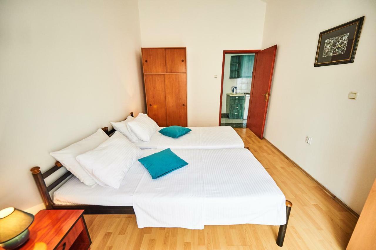 Family Apartments Mont Budva Exterior photo