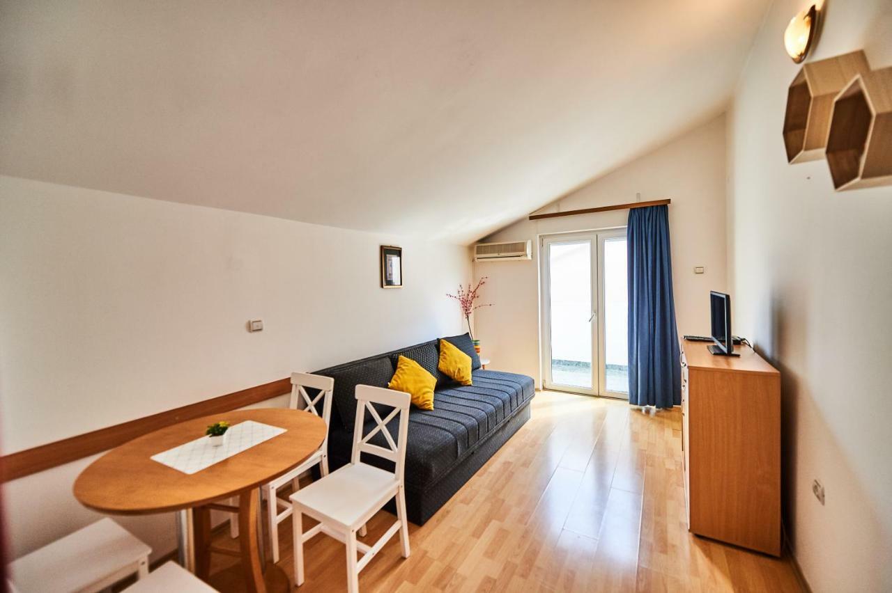 Family Apartments Mont Budva Exterior photo