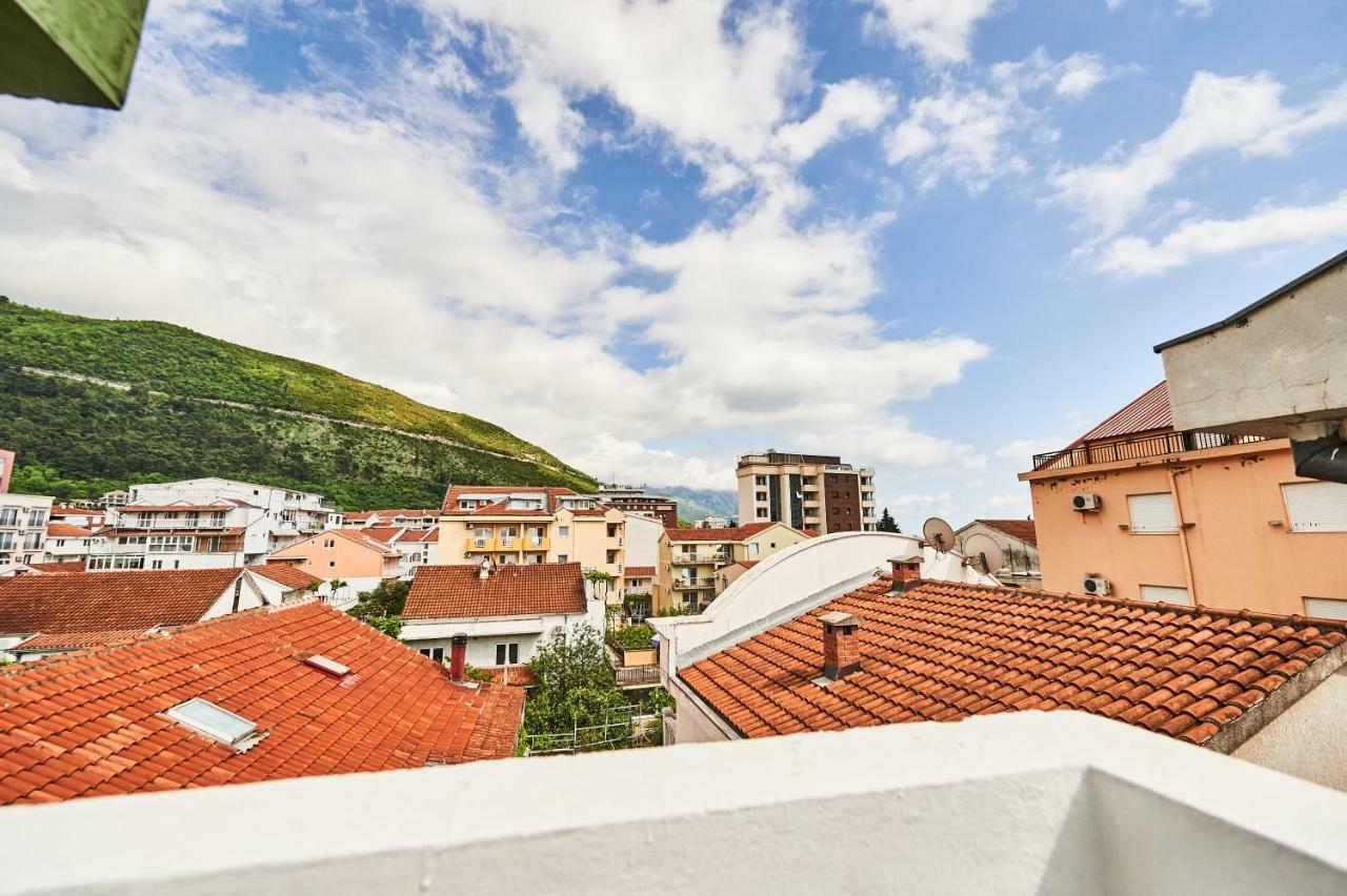 Family Apartments Mont Budva Exterior photo